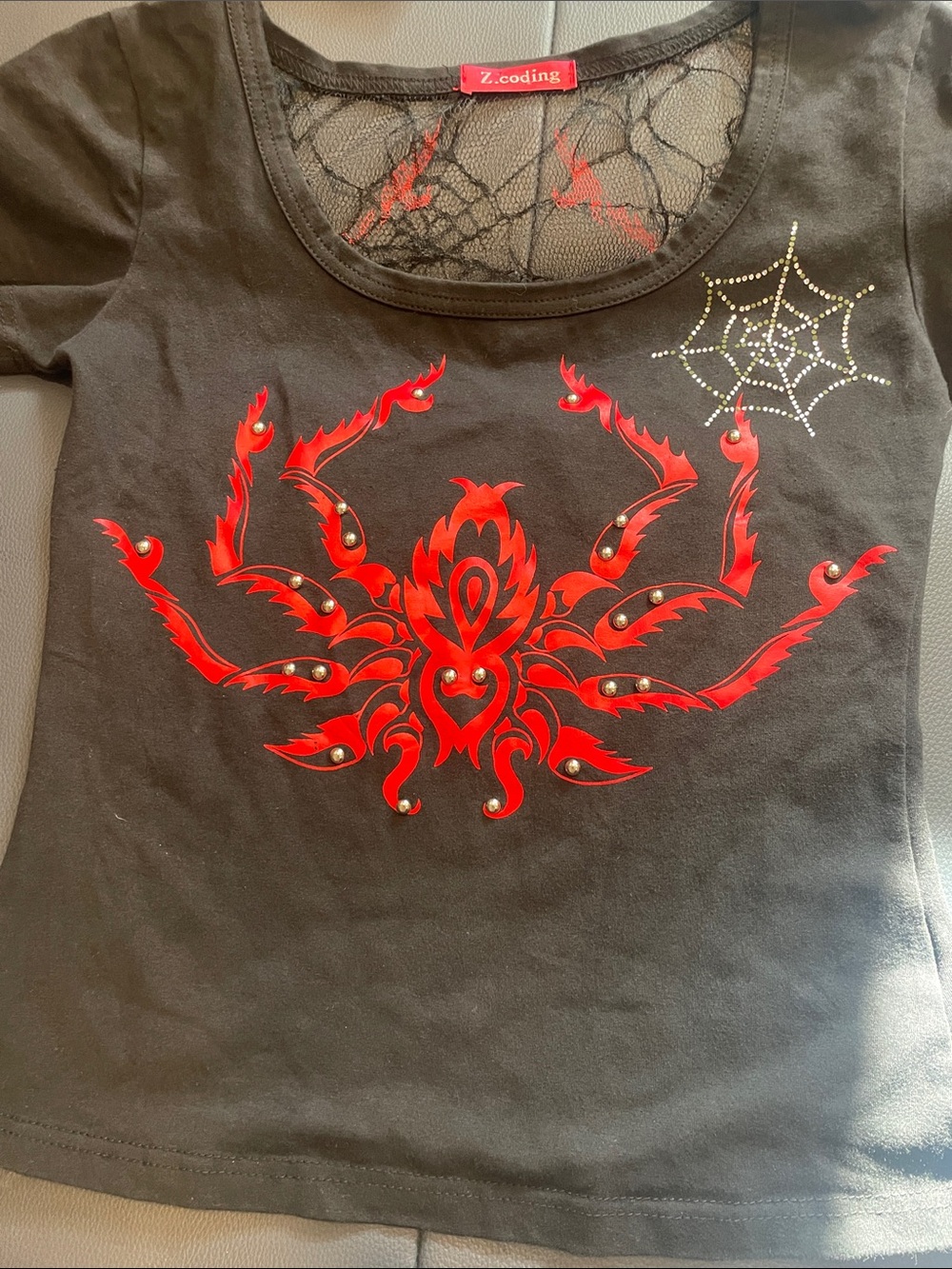Halloween Red spider crop Black Red Graphic Short Sleeve Tee